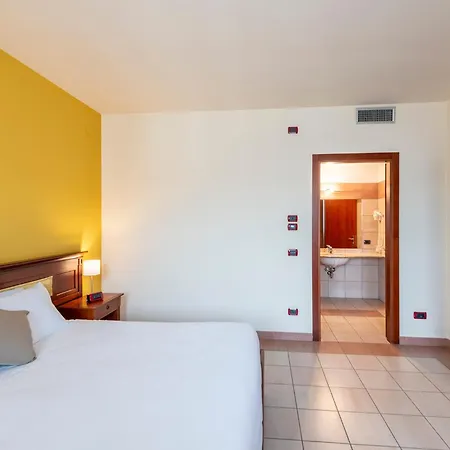 Hotel Vecchio Casello 4*