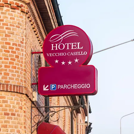 Vecchio Casello 4*