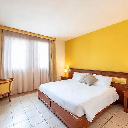 فندق Vecchio Casello 4*