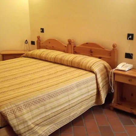 Vecchio Casello فندق Castelleone