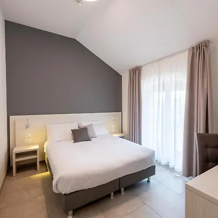 Hotel Vecchio Casello 4*